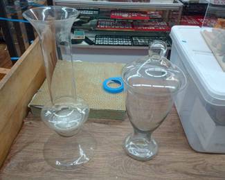 CIP069 - 2 Decorative Vases, Open One is About 20 in. x 7in., Other with Lid is 16 in. x 5 in. 