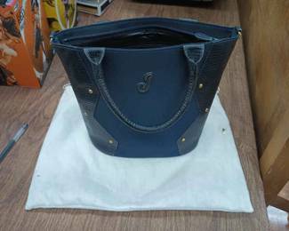 CIP020 Blue purse with, "J", logo 