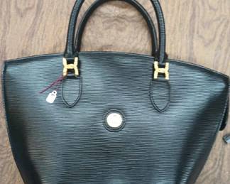 CIP057 - Eiffel Tower Souvenir Purse, Black Color