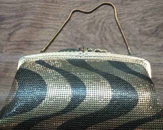 CIP085 - Black and Gold Sequined Purse 