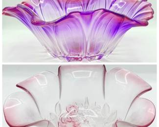 (2) Mikasa Glass Flower Bowls
Mikasa pink Rosella glass bowl
Mikasa purple and pink sunflower glass bowl with sticker
No chips or cracks.


