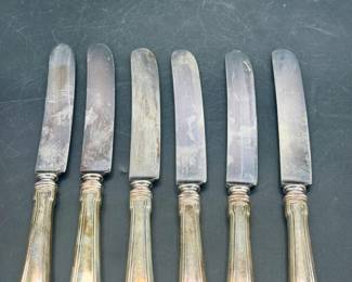 (6) R Wallace & Sons Sterling Silver Butter Knives & Case
