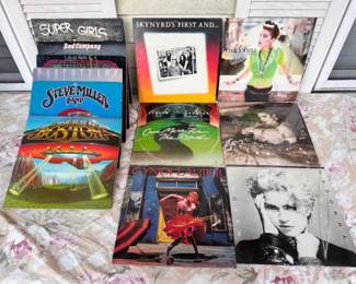 (12) Classic Rock Albums Feat. Lynyrd Skynyrd
Lynyrd Skynyrd, Modonna, Super Girls, Bad Company, Journey, SuperTramp, Steve Miller Band, Boston, Cyndi Lauper, 