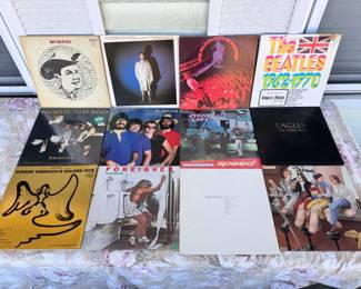 (12) Mix Albums Feat. George Carlin
Includes - Jim Reeves, Pousette Dart Band, Dionne Warrwick, George Carlin, Alabama, Foreigner, Beach Boys Concert, Stray Cats, James Taylor, Beatles 1962-1970, The Eagles, Rubinoos