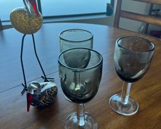 Heavy wineglasses