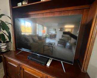 Flat screen television