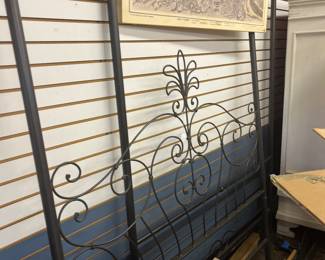 Queen 4 poster bed frame