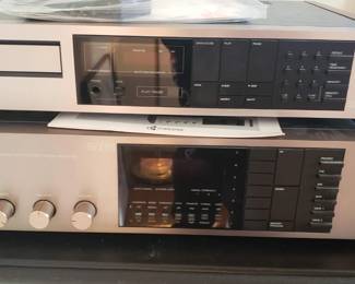 Kyocera DA-610 CD Player and R-451 Stereo Receiver AM/FM Stereo Tuner Amplifier
