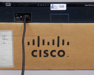 CISCO 2900 SERIES IN ORIGINAL BOX