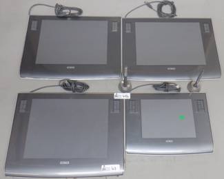 LOT OF 4 WACOM TABLETS WITH PE3NS