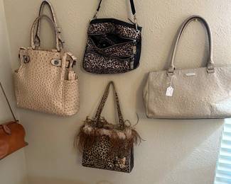 Kate Spade, Coach, Brahmin 