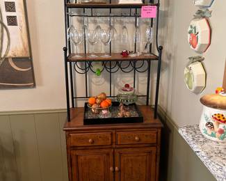 Wine/bakers rack