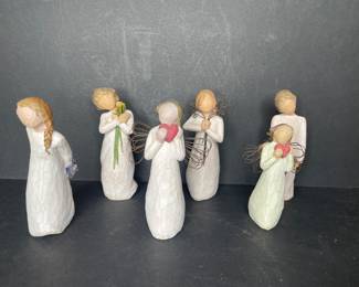 Willow tree figurines 