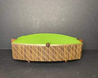 Vintage Salton bun warmer 