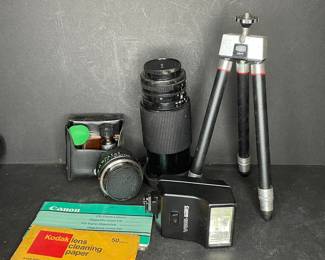 Canon accessories speed light flash & lens