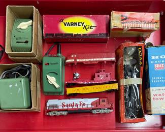 Collection of vintage trains: includes HO, Tyco, Varney,  Plasticville, Aurora