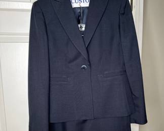 Kasper suit vintage 