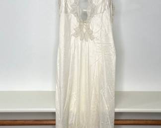 Vintage nightgown 