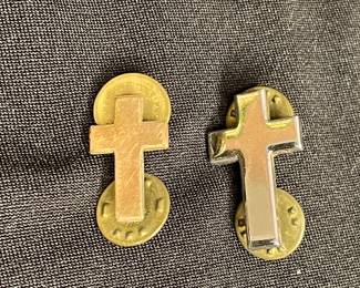 Gold tone cross pins 