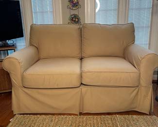 Rowe loveseat 
