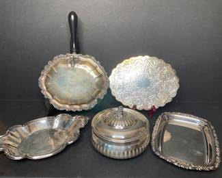 Silver plate serving accessories 