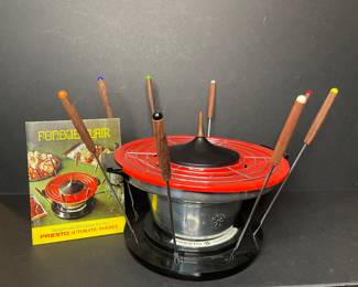 Presto vintage MCM fondue maker 