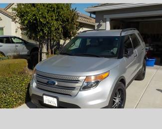 Clean!!! 2012 FORD Explorer w/77,400 mi.