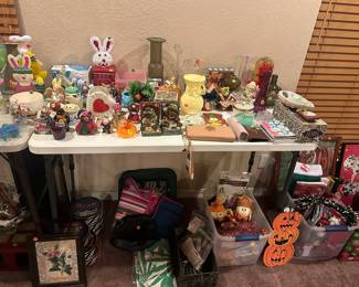 Knick knacks most $.25
New holiday items price varies 