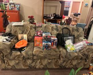 Kids holiday items $3
Couch available 