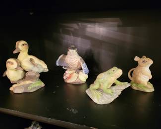 Boehm porcelain ducklings, bird, frog, mouse