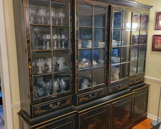 Asian Chinoiserie China Cabinet