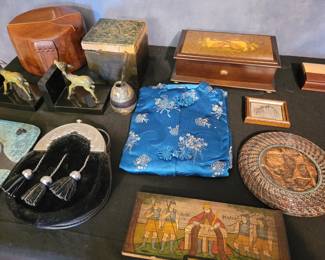 Scottish Highland Sgian Dubh, Bill Long Wooden Box, Orpheus Sankyo 72 note Music Box, Milano Duomo Art, Painted Bee Hive Board, Vintage Argentina Antique Silver Yerba Mate Gourd Cup & Sipper 800 silver