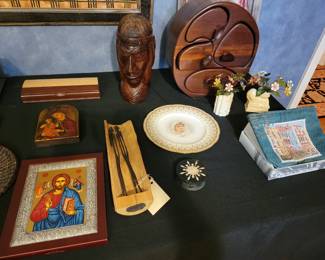 Wood Box by Mike Mikutowski, Ebony Carved "Skeletons" Tanzania, English Plate - After A. Seifert