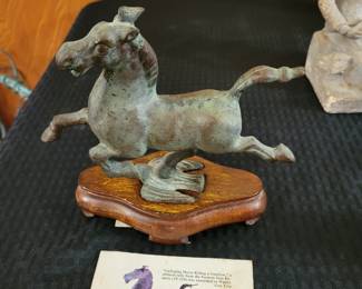 "Galloping Horse of Kansu Riding a Swallow" - a cultural relic from the eastern Han Dynasty - Smithsonian reproduction in brass with an antique bronze finish