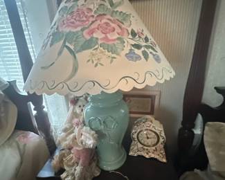 Floral lamp