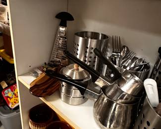 Stainless kitchenware