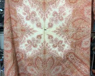Paisley Piano Shawl With White Center