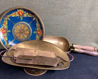 Brass Scoops And Handheld Scales