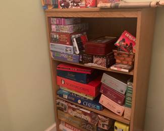 Bookcase, games 