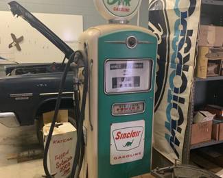 Sinclair Gas pump 