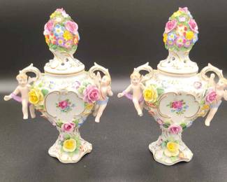 Porcelain Potpourri Urn in the Rocco Style, ca. 19th century