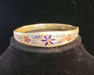 14k Gold Floral Bangle Bracelet