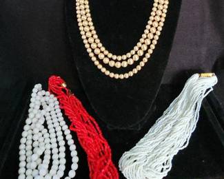 Assorted Beaded Necklaces, Lot Of 4 Sarah Coventry 3 Strand Convertible Necklace, Vintage White Be
