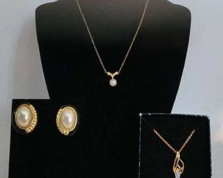 Lot Of Vintage Jewelry, 2 Necklaces And One Pair Of Pierced Earrings