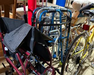 WALKERS/ WHEELCHAIR