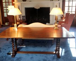 Oak Retractable Sofa Table