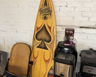 KITCHEN ITEMS SURFBOARD AND MORE 