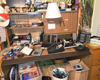 Computer Desk - Office Supplies