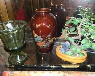 Oriental Vase - Green Bowl - Flutes