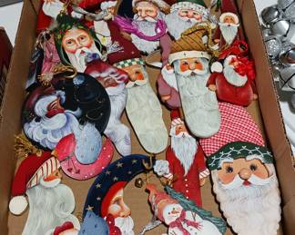 Handpainted Wooden Ornaments! (Painted by the Homeowner)! Very Talented!